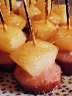 Glased Sausage &amp; Pineapple